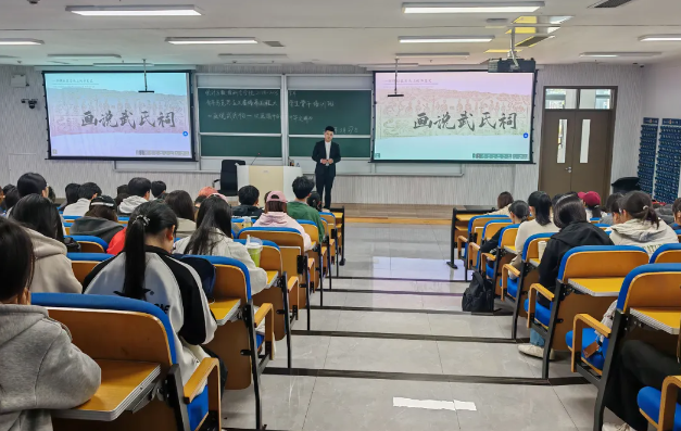 行走的文化课堂——学院开展特色课程进校园活动